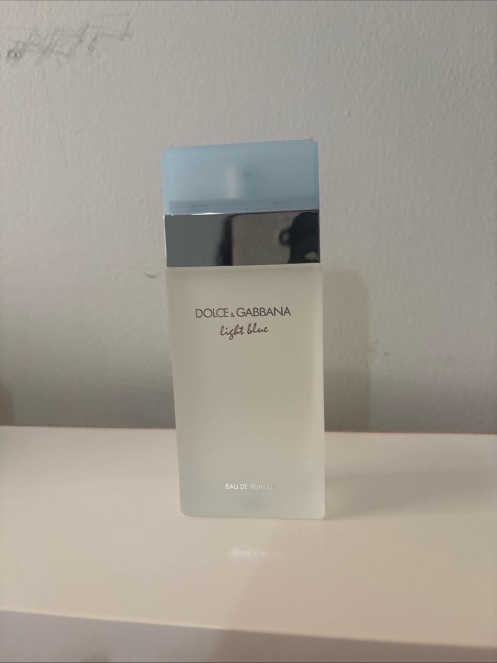 Dolce & Gabbana Light Blue Women's Fragrance - Pale Blue Cap